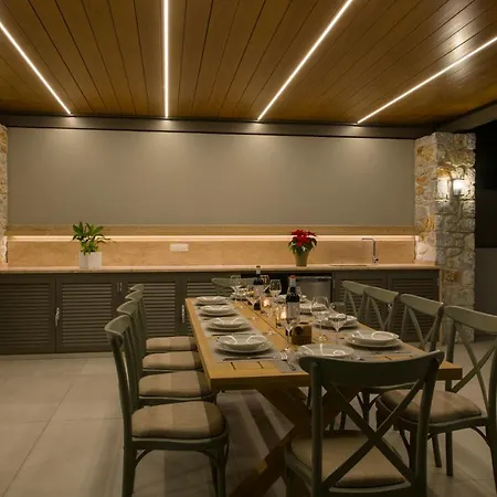 Imperium Luxury Villas-sauna, Jacuzzi&heated Pool Vilă Kato Galatas