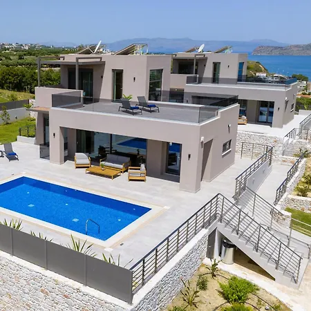 Imperium Luxury Villas-sauna, Jacuzzi&heated Pool