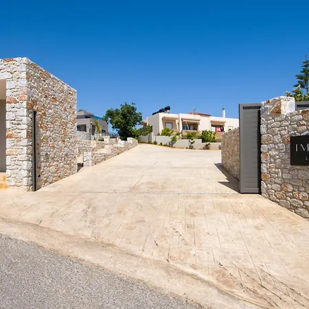 Imperium Luxury Villas-sauna, Jacuzzi&heated Pool *