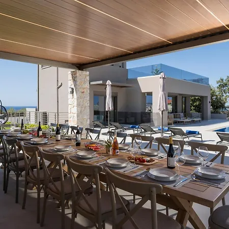Imperium Luxury Villas-sauna, Jacuzzi&heated Pool Vilă *