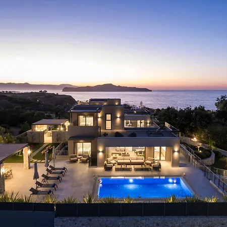 Vilă Imperium Luxury Villas-sauna, Jacuzzi&heated Pool Kato Galatas
